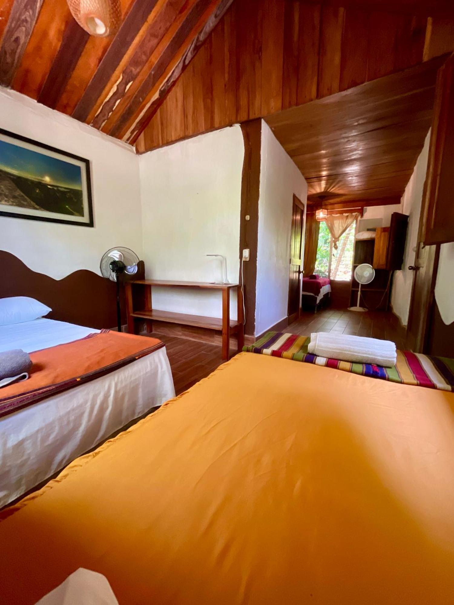 Hotel Mon Ami El Remate Luaran gambar