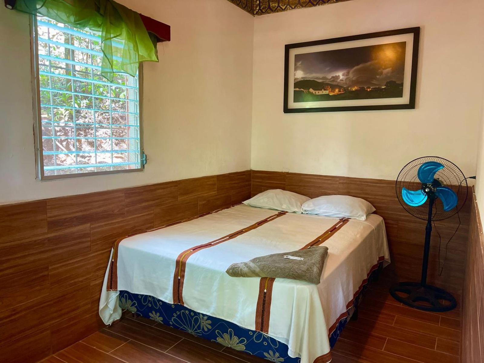 Hotel Mon Ami El Remate Luaran gambar