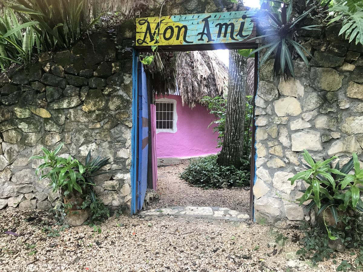 Hotel Mon Ami El Remate Luaran gambar